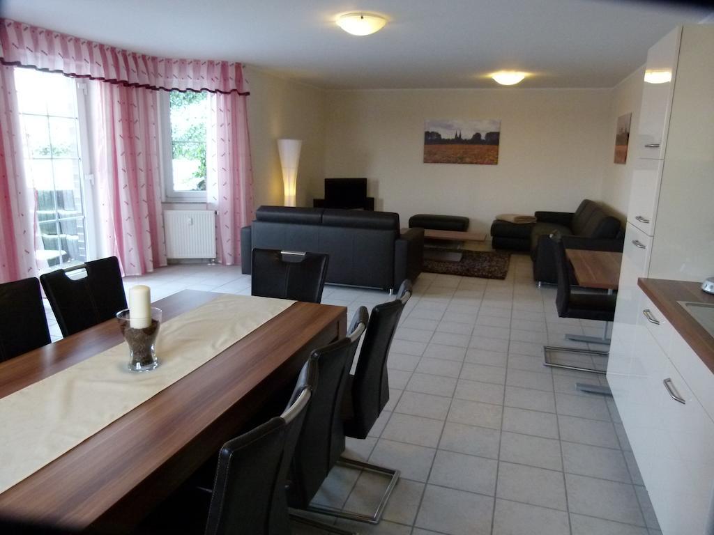 Ferienwohnung Bergblick クサンテン 部屋 写真